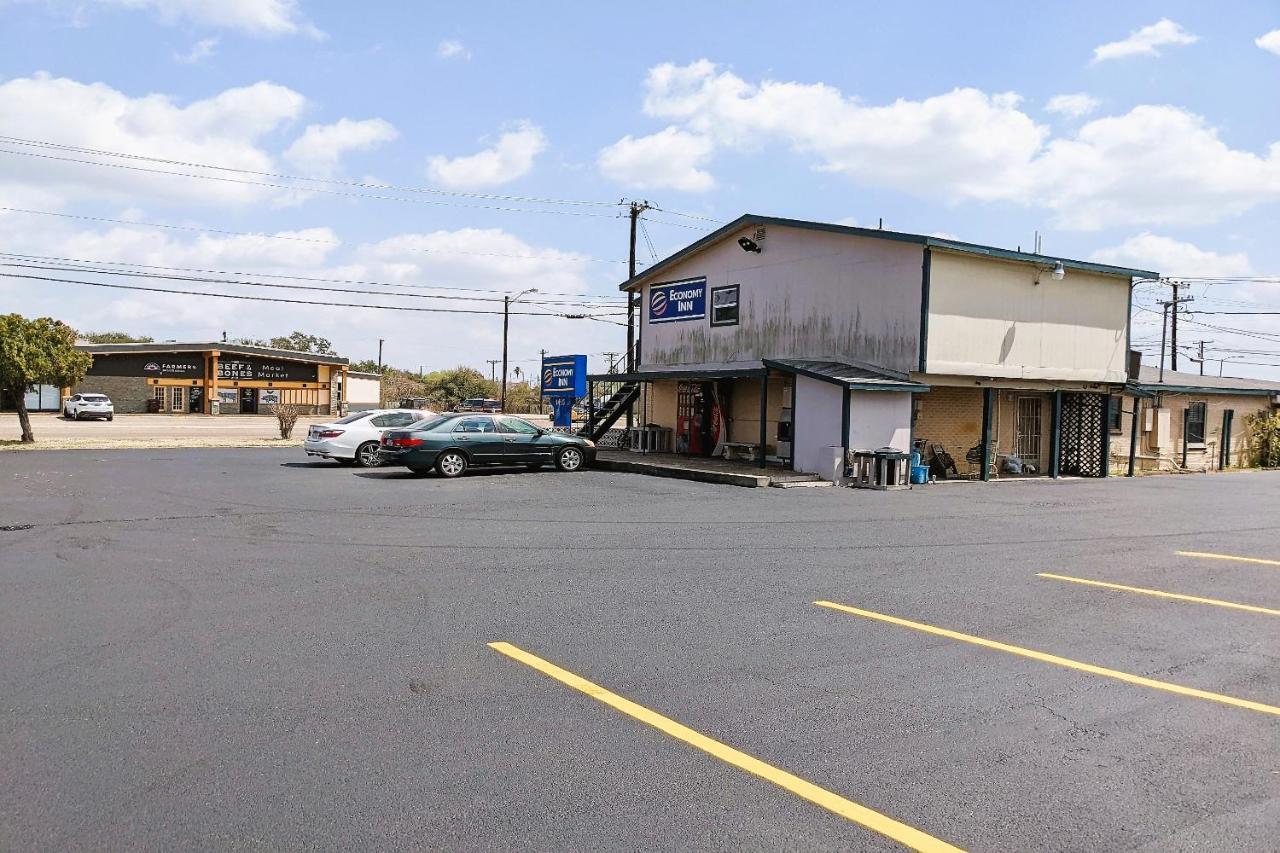 Economy Inn Kingsville Kültér fotó